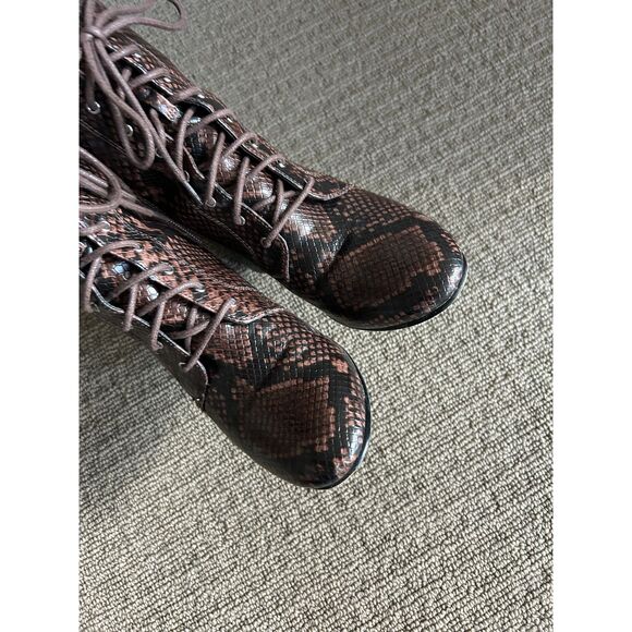 Treasure & Bond Gram Lace-Up Bootie Size 9.5M - Picture 5 of 7